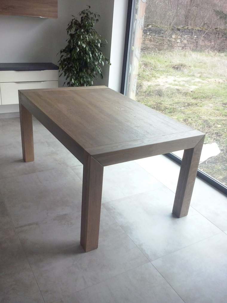 Masivní dubový stůl, povrch Rubio Monocoat